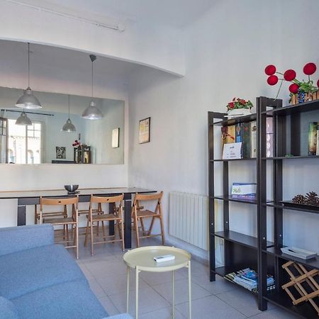 Apartamento Sant Gervasi Barcelona Bagian luar foto