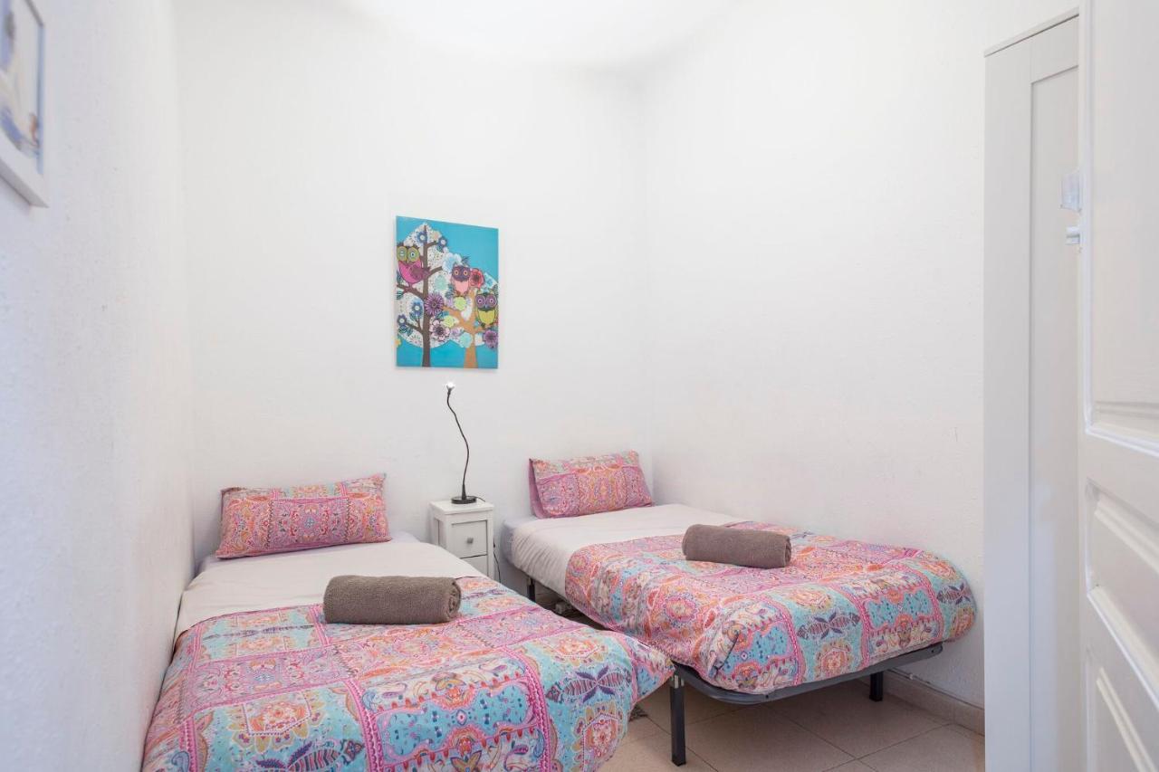 Apartamento Sant Gervasi Barcelona Bagian luar foto