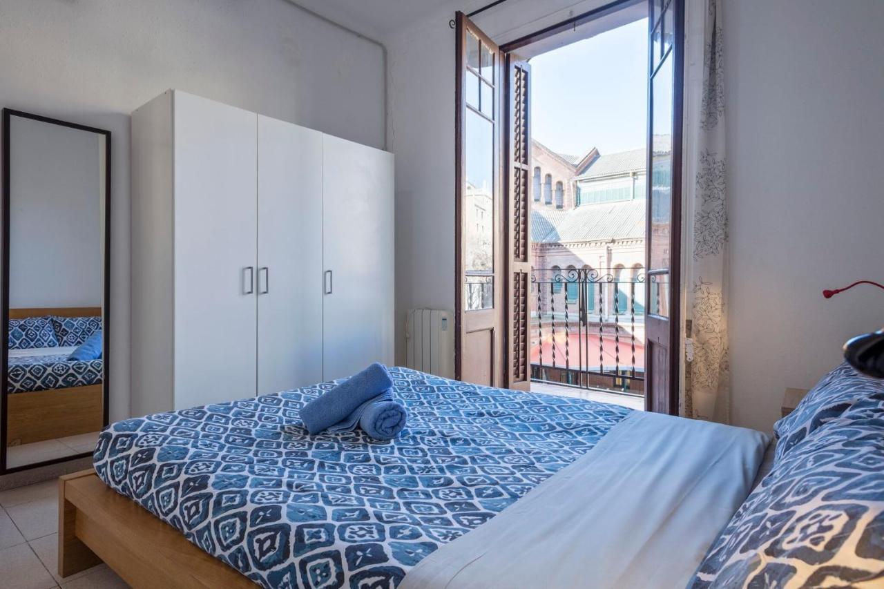 Apartamento Sant Gervasi Barcelona Bagian luar foto